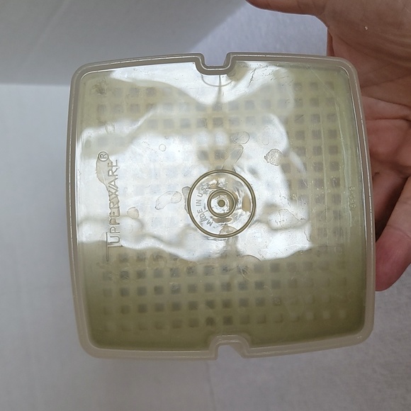 Tupperware vintage pickle keeper - Picture 5 of 15